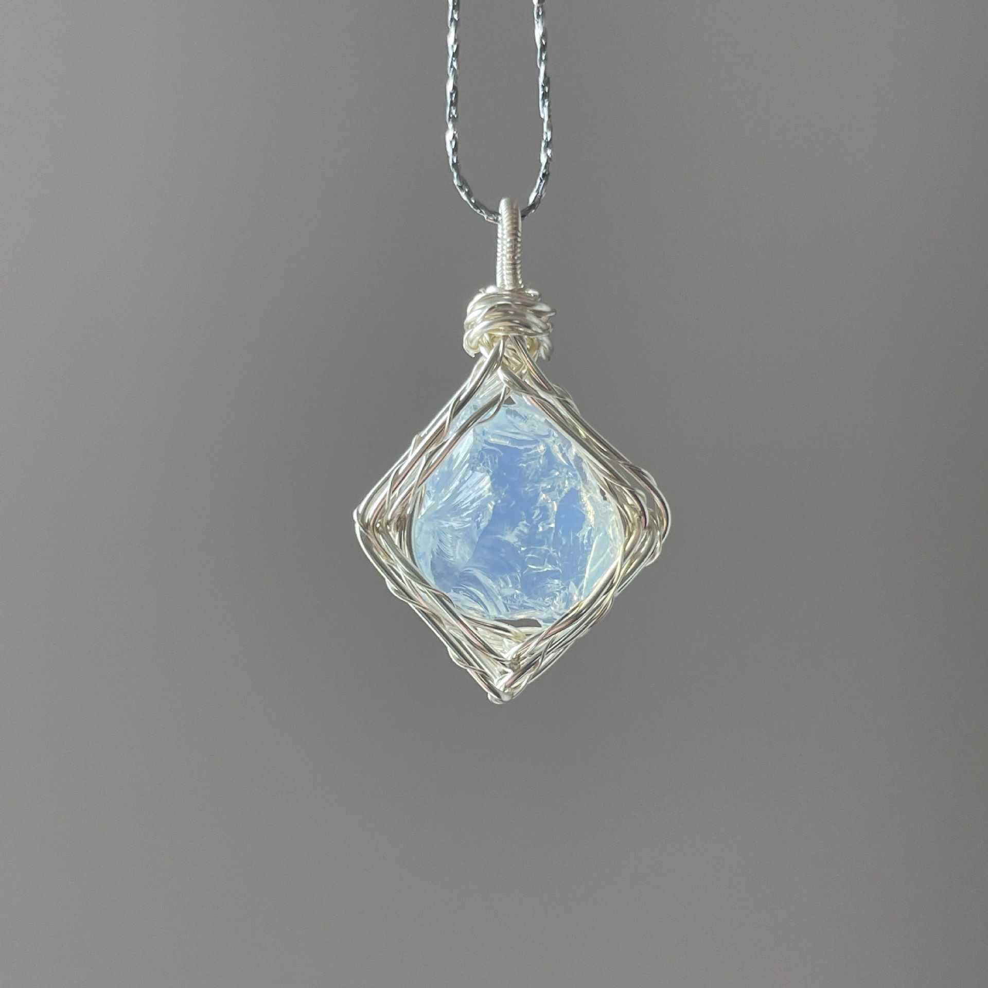 Original Handmade Winding Necklace Pendant Aquamarine Amethyst Gem Grade