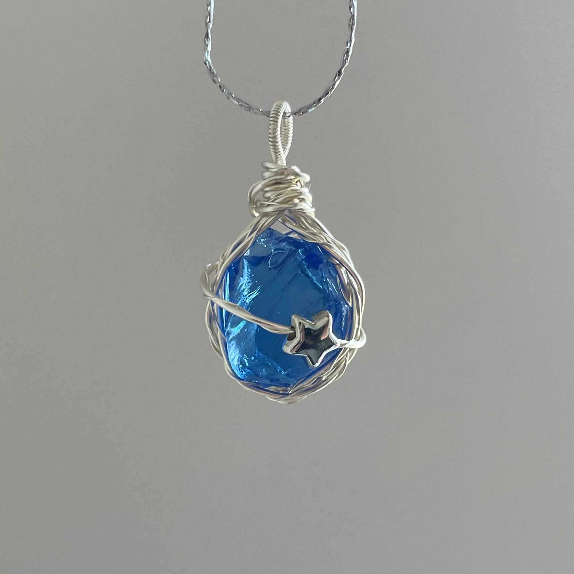 Original Handmade Winding Necklace Pendant Aquamarine Amethyst Gem Grade