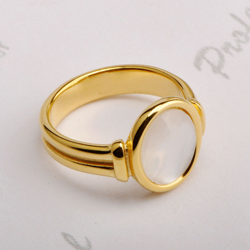 Women's Arc White Shell Fritillary Oval Ring