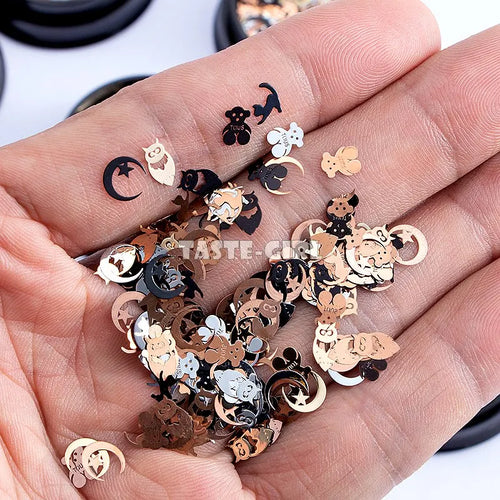 1 Jar Mix Xmas Halloween Snowflakes Pop Fashion Shapes Thin Metallic Sequins Nail Art Slice Stickers Decorations Manicure Tip